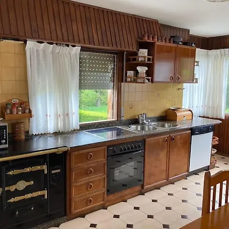 3 En Casa, Amplio Jardin Liaño