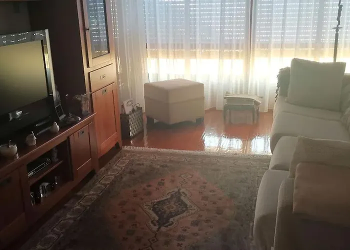 3 En Casa, Amplio Jardin Prázdninový dům Liano