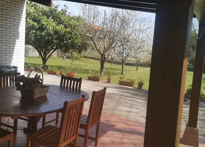 3 En Casa, Amplio Jardin Prázdninový dům *